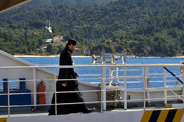 Cruise in Mountain Athos