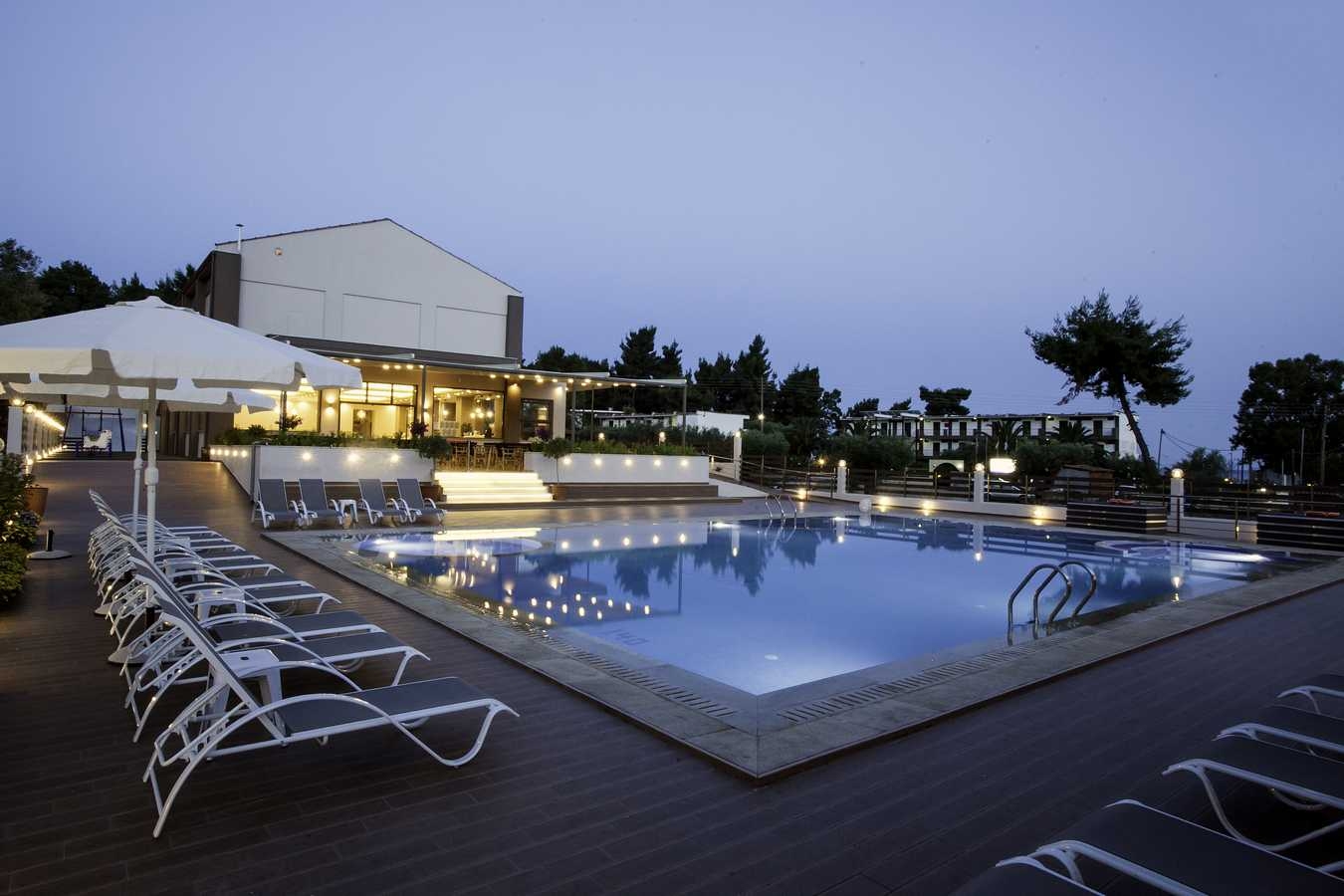06.pool Simeon Hotel